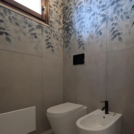 Lentischi House - *