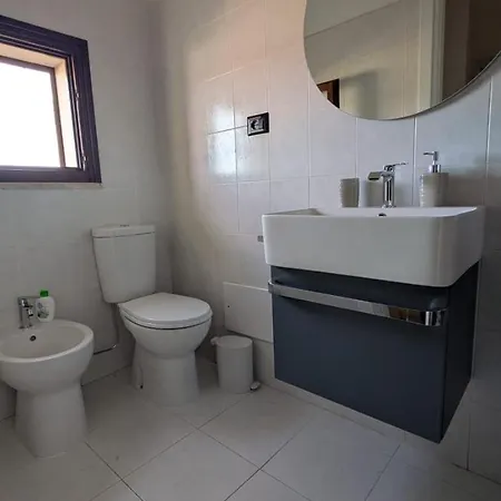 Lentischi House -